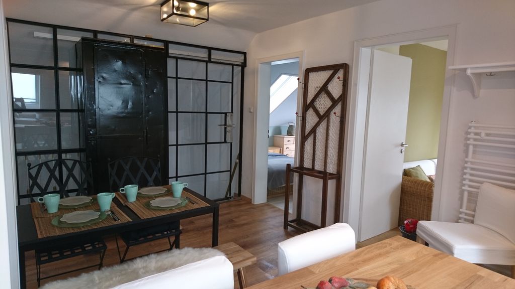 Küche und Esszimmer der Ferienwohnung Moroder
